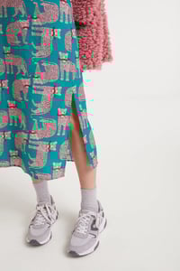 Image 3 of Falda midi con estampado Onca 