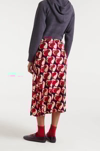 Image 5 of Falda midi con estampado heart attack