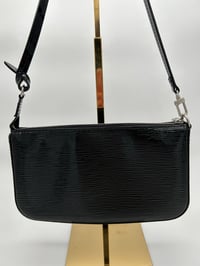 Image 5 of Louis Vuitton Pochette Accessories Black Patent Epi Leather