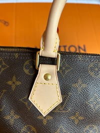 Image 4 of Louis Vuitton Speedy 30 Monogram - Leather Repair
