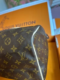 Image 15 of Louis Vuitton Speedy 30 Monogram - Leather Repair