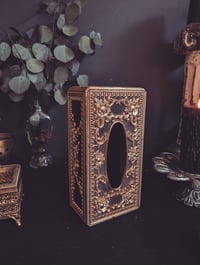 Image 1 of Black Velvet tissue box holder