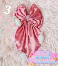 Image 4 of Pink Christmas 