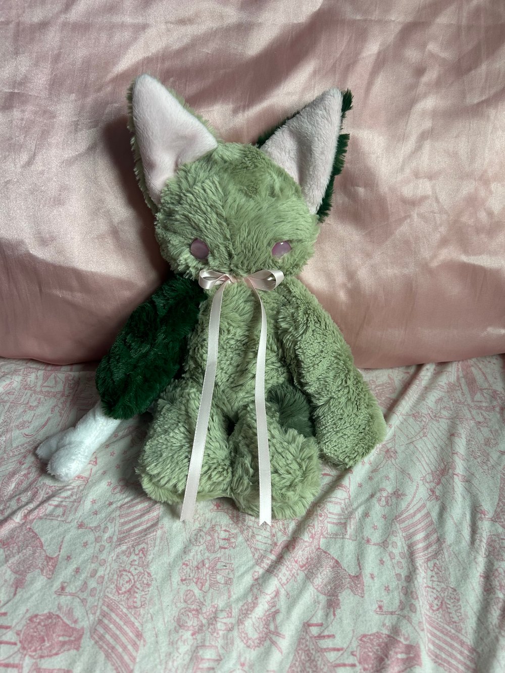 Image of flora the zombie fox