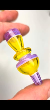 Citron/purple lilac cap