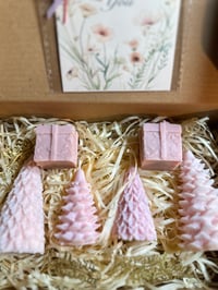 Image 1 of 🎄 Christmas Tree Candle Gift Set