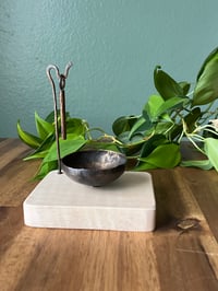 Image 1 of Hum Bowl | Rest – surface/stand collection (single bowl with maple wood)