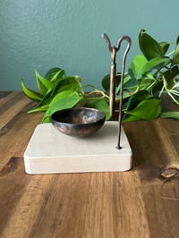 Image 4 of Hum Bowl | Rest – surface/stand collection (single bowl with maple wood)