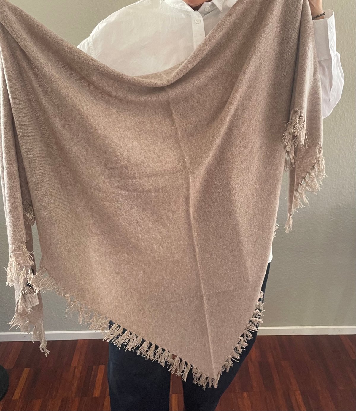 Image of Zottelschal 100% Cashmere beige mel