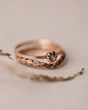 Image of 18ct Rose gold 3.0mm Rose-cut Champagne diamond horn texture ring (LON266)