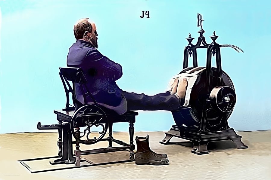 Image of Gymnasium - Feet