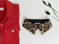 Image 4 of Hand-Embroidered Tiger Collar – Detachable Collar – Reversible Cotton Accessory – Un