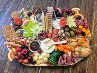 Image 1 of 17" Snackuterie Board