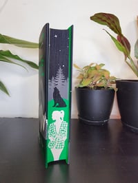 Image 2 of Hardcover Mate by Ali Hazelwood Sprayed Edges 