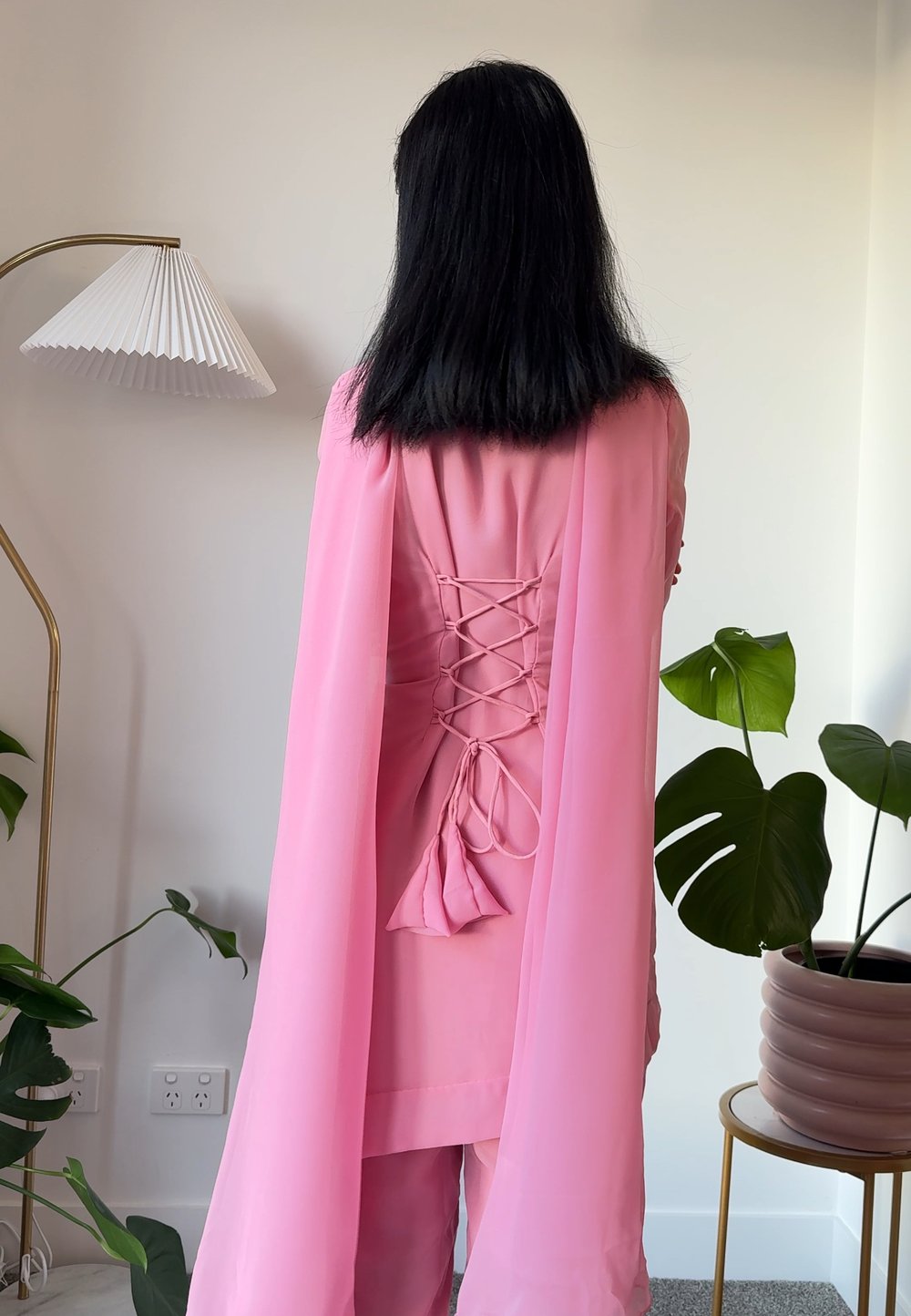 Image of 90’s Gulabi Flare 