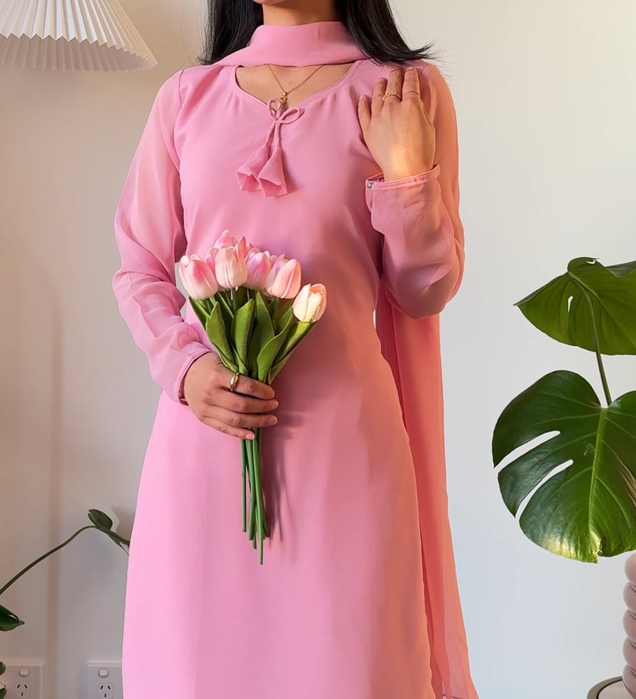 Image of Gulabi Euphoria Three Piece Set 