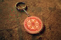 Image 2 of Llavero Flor Galana