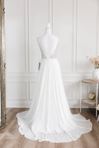 Image 7 of Item 20: Rosemore Couture White Dress SMALL