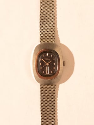 80s seiko silver "oval"