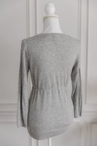 Image 4 of Item 40: H&M Gray maternity sweater MEDIUM