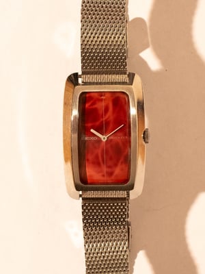 70s seiko tank silver "red marble"