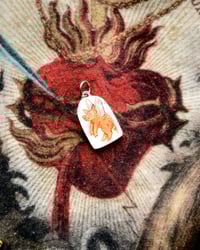 Image 2 of flying pig 