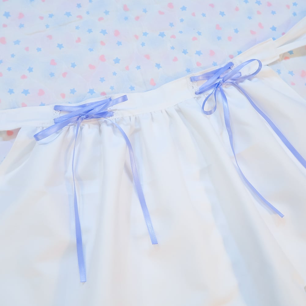 Spooky Apron: White