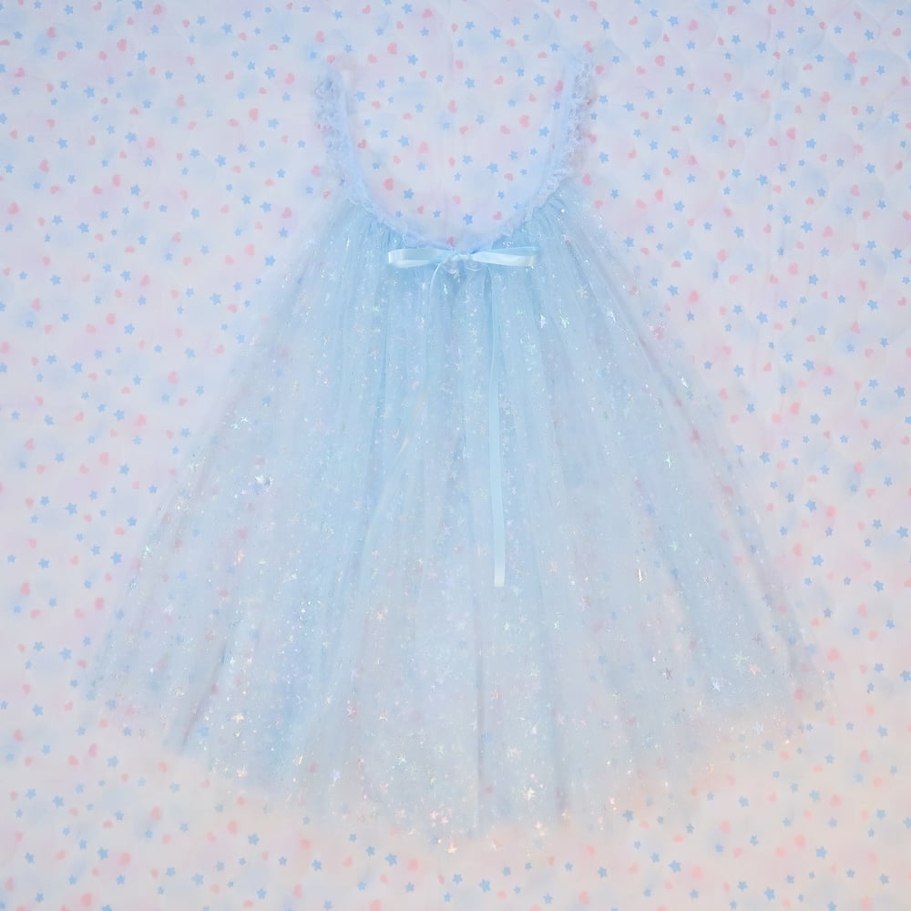 Iridescent Peignoir: Blue