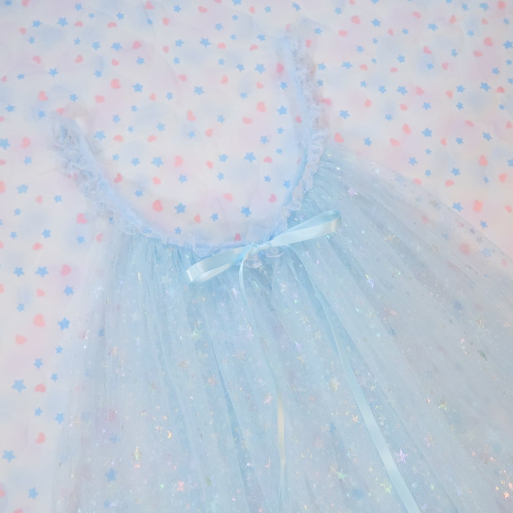 Iridescent Peignoir: Blue