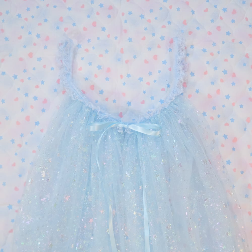 Iridescent Peignoir: Blue