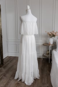Image 4 of Item 54: White Off the Shoulder Dress MEDIUM