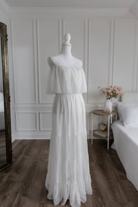 Image 5 of Item 54: White Off the Shoulder Dress MEDIUM