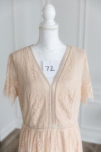 Image 4 of Item 72: Merokeety V-Neck Lace Dress, apricot XL