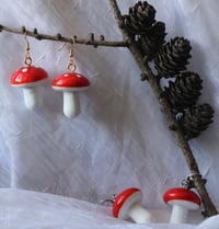 Image 1 of pilz ohrringe (recycelt)