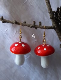 Image 2 of pilz ohrringe (recycelt)