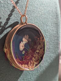 Image 2 of Tarassaco,ciondolo composizione