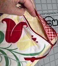 Image 3 of Vintage Red Floral Tablecloth Zippered Bag D