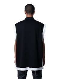 Image 2 of AMUSEMENT polo cape
