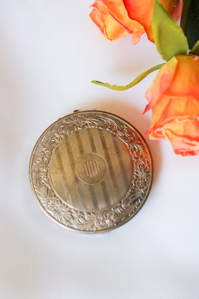 Image of Vintage Silver Powder Compact with Floral Etching 