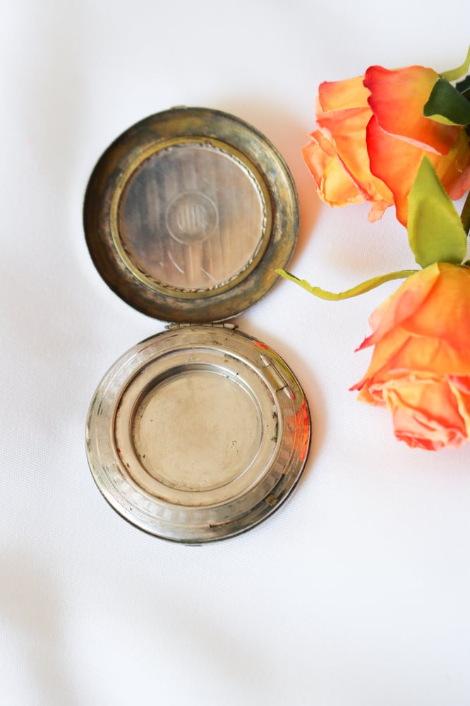 Image of Vintage Silver Powder Compact with Floral Etching 