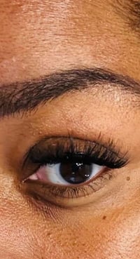 Image 1 of DIVA- 15mm Mink Lashes 