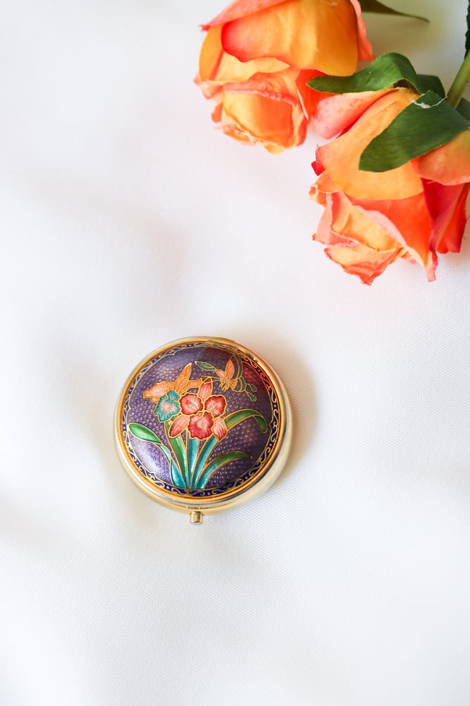 Image of Stunning Floral Iris Pocket Pill Box