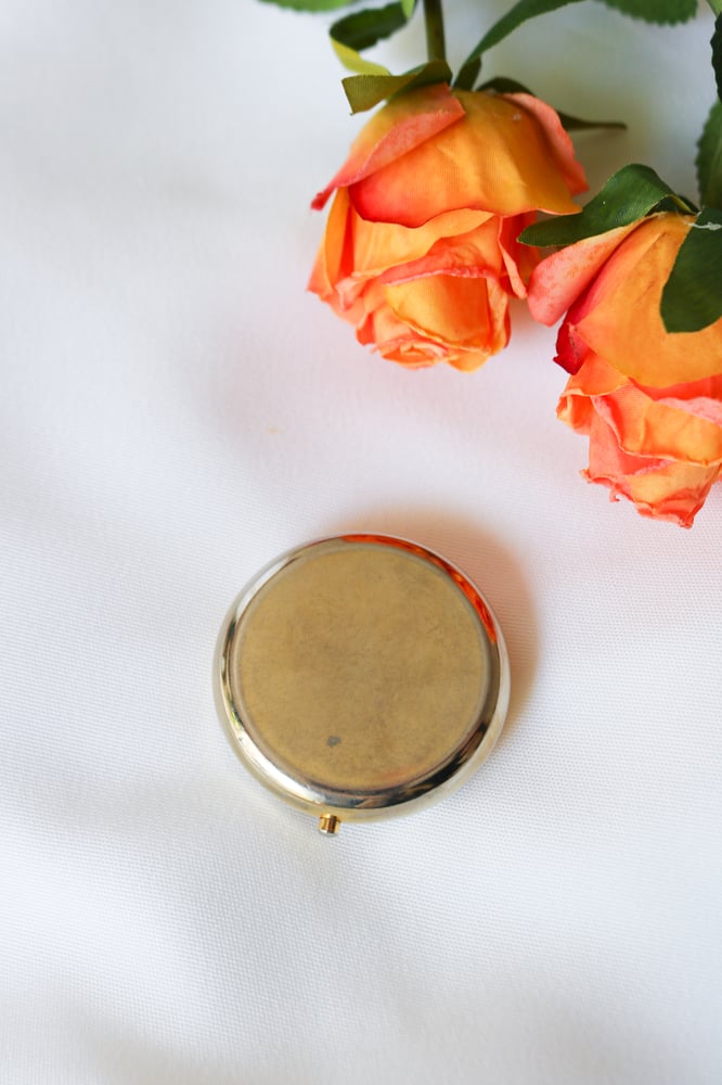 Image of Stunning Floral Iris Pocket Pill Box