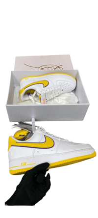 Image 8 of Size 9 shoes men's retro qs kb color white Nike  made in Vietnam 