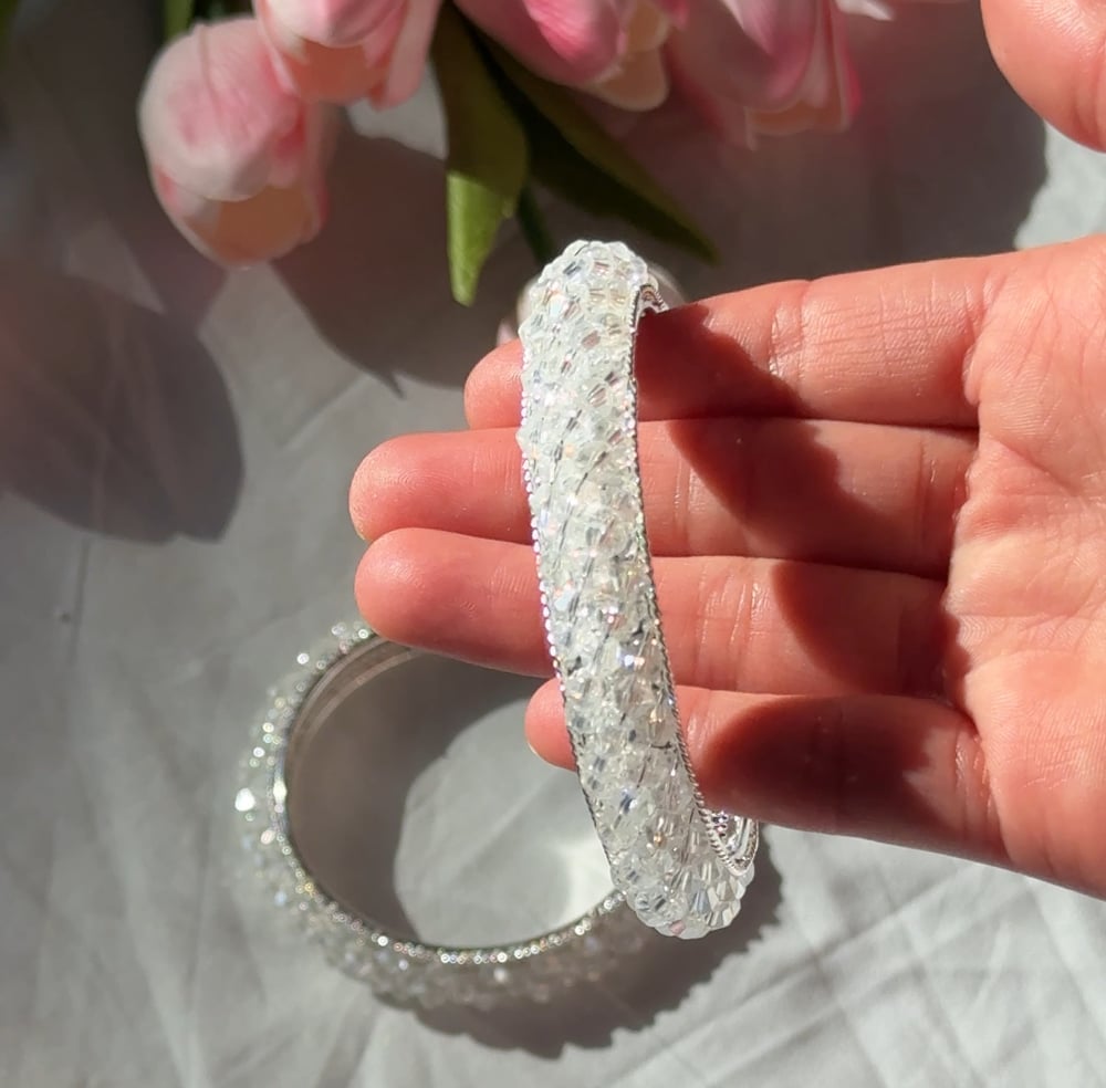 Image of Ziya Crystal Chura 2 Piece Set 