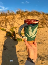 Image 4 of LEAFY PRINTED MUG - OXBLOOD, SNOW + INDIGO