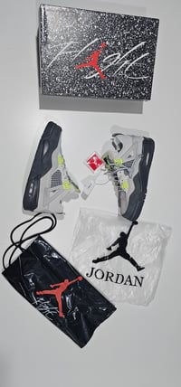 Image 8 of Mens Jordan4s Retro original 1:1