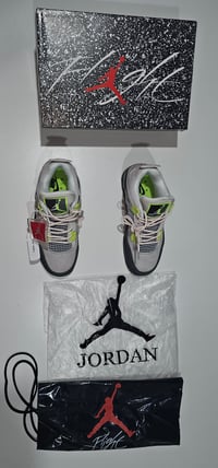 Image 12 of Mens Jordan4s Retro original 1:1