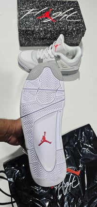 Image 25 of Mens Jordan4s Retro original 1:1