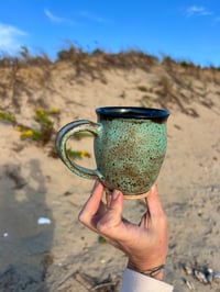 Image 5 of GREEN FRECKLED MUG  ( DARK SPARKLE INTERIOR)
